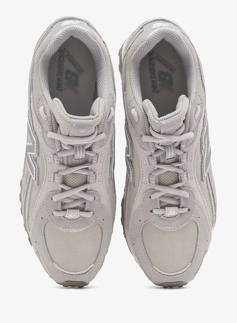 New Balance 204L Sneakers